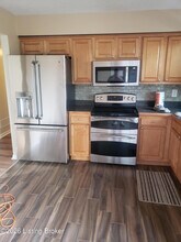 4315 Chenwood Ln in Louisville, KY - Building Photo - Building Photo