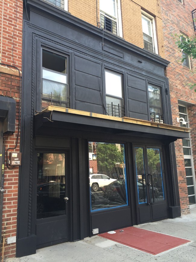 165 Tompkins Ave