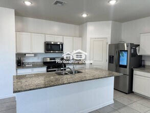 5815 W Coplen Farms Rd in Phoenix, AZ - Building Photo - Building Photo