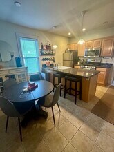 250 Athens St, Unit 3 in Boston, MA - Building Photo - Building Photo