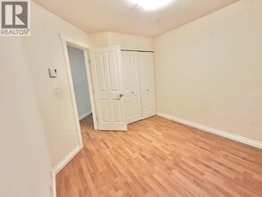 18 Smokey Smith Pl in New Westminster, BC - Building Photo - Building Photo