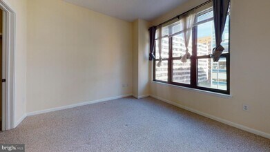 1001 L St NW-Unit -508 in Washington, DC - Foto de edificio - Building Photo