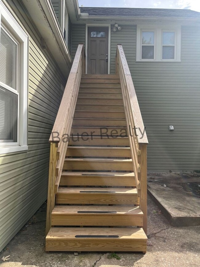 509 W Main St in Ashland, OH - Building Photo - Building Photo