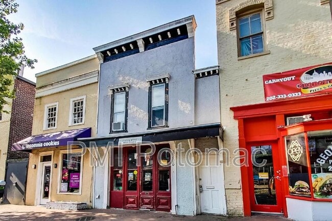 property at 3206 O St NW