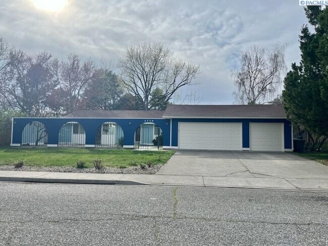 property at 2339 Davison Ave