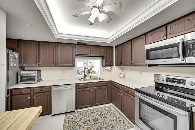 3200 Port Royale Dr N in Fort Lauderdale, FL - Foto de edificio - Building Photo