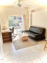 1734 Derby St, Unit A in Berkeley, CA - Building Photo