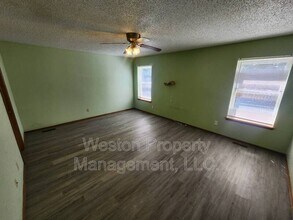 3220 Duvall Dr in Norman, OK - Building Photo - Building Photo