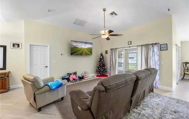 821 NW Embers Terrace in Cape Coral, FL - Building Photo - Building Photo