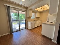 Garden West One Apartments photo'