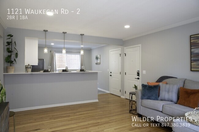 1121 Waukegan Rd in Deerfield, IL - Building Photo - Building Photo