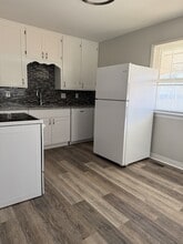 1205 Jackson St in Great Bend, KS - Building Photo - Building Photo