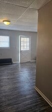 807 W 3rd St, Unit Apt 4 in Mishawaka, IN - Building Photo - Building Photo