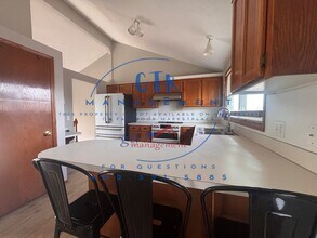 8054 Redick Ave in Omaha, NE - Building Photo - Building Photo