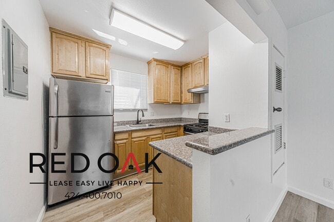 380 S Sierra Madre Blvd in Pasadena, CA - Building Photo - Building Photo