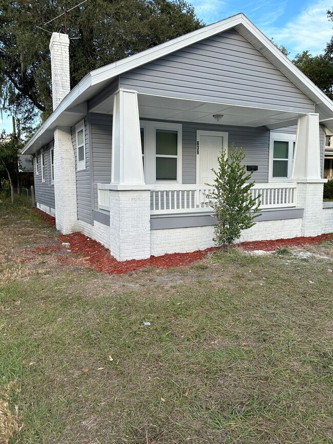 639 Linwood Ave in Jacksonville, FL - Foto de edificio - Building Photo