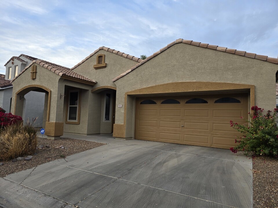 9056 E Gable Ave in Mesa, AZ - Building Photo