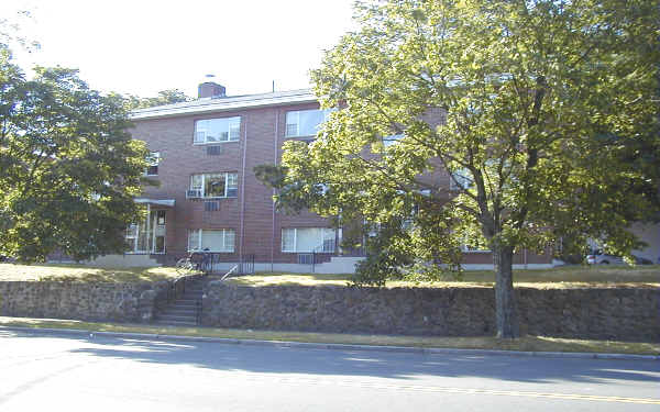 1478-1490 Massachusetts Ave in Arlington, MA - Foto de edificio - Building Photo