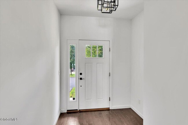 22 Stacey Wy in Troy, NY - Building Photo - Building Photo