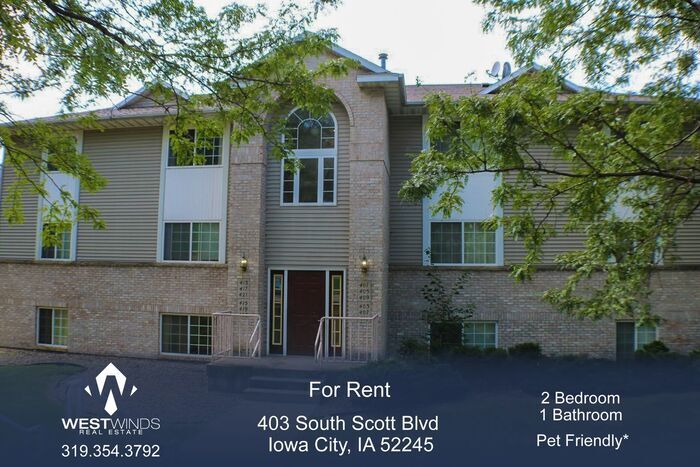 403 S Scott Blvd in Iowa City, IA - Building Photo