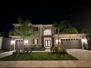 32240 Mahogany Valley Dr in Wesley Chapel, FL - Building Photo - Building Photo