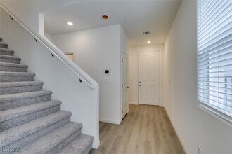 9133 Vesey Ave in Las Vegas, NV - Building Photo - Building Photo