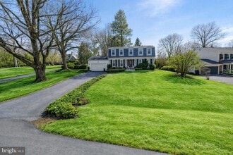 1700 Chester Mill Rd in Silver Spring, MD - Foto de edificio - Building Photo