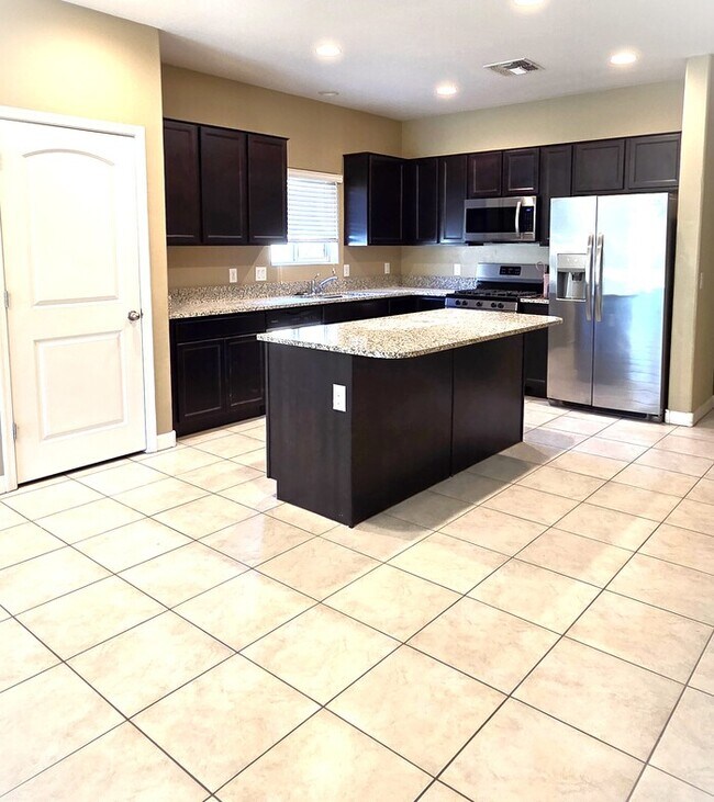41309 W Crane Dr in Maricopa, AZ - Building Photo - Building Photo
