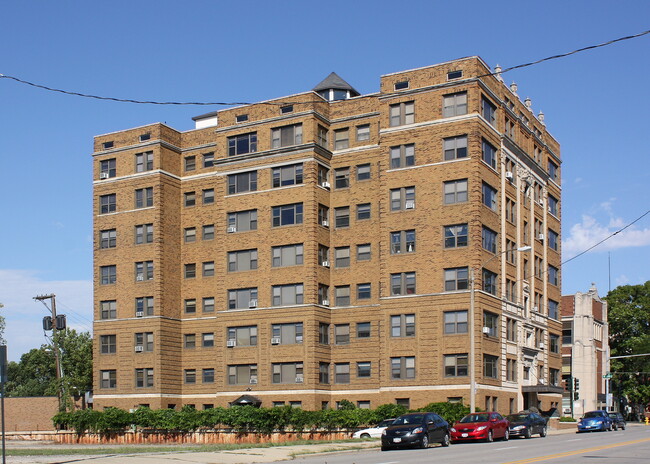 Lafayette Apartments