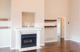 9876 Brimfield Dr in Cordova, TN - Building Photo - Building Photo