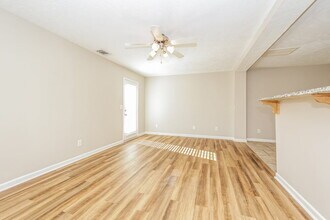118 David Bolin Dr in La Vergne, TN - Building Photo - Building Photo