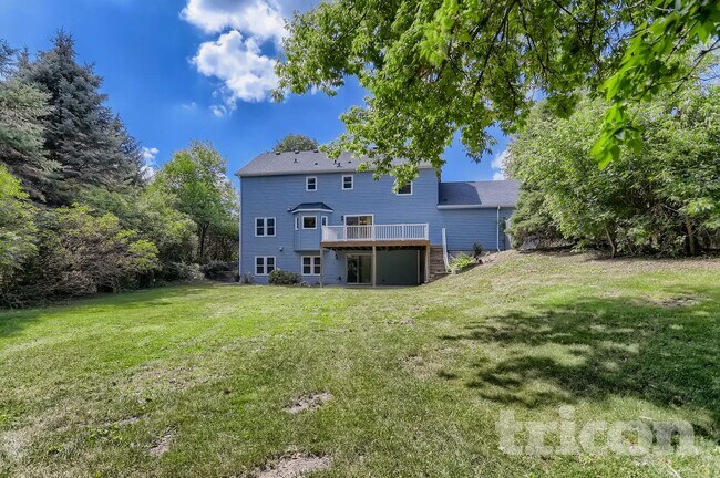 4520 Juneau Ln N in Plymouth, MN - Foto de edificio - Building Photo