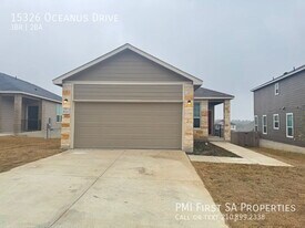 15326 Oceanus Dr in San Antonio, TX - Building Photo