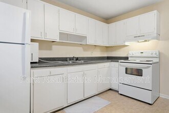 635 N Columbia St in Chapel Hill, NC - Building Photo - Building Photo