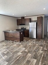 524 Chickadee St in Troy, IL - Building Photo - Building Photo