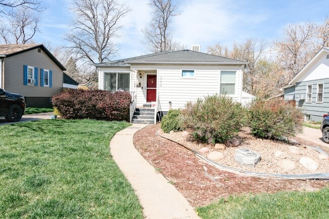 property at 3319 S Lafayette St