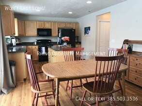 1061 Fox Hollow Dr in North Salt Lake, UT - Building Photo - Building Photo