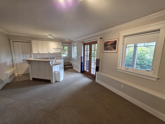 property at 103 Goodman Rd