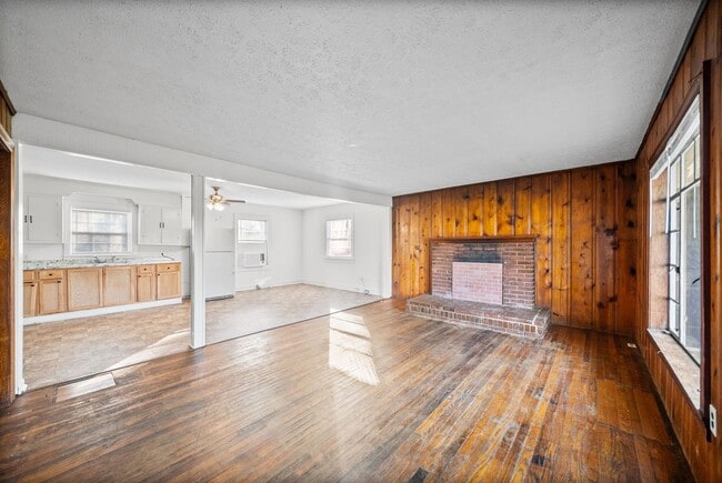 420 Lafayette Rd in Clarksville, TN - Building Photo - Building Photo