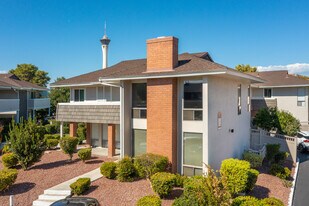 Las Vegas Country Club in Las Vegas, NV - Building Photo