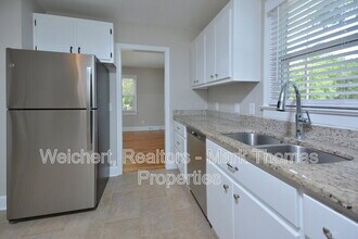 2405 Albany St in Durham, NC - Building Photo - Building Photo