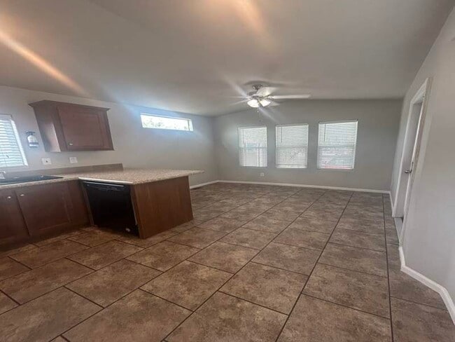 3431 N Flowing Wells Rd in Tucson, AZ - Building Photo - Building Photo