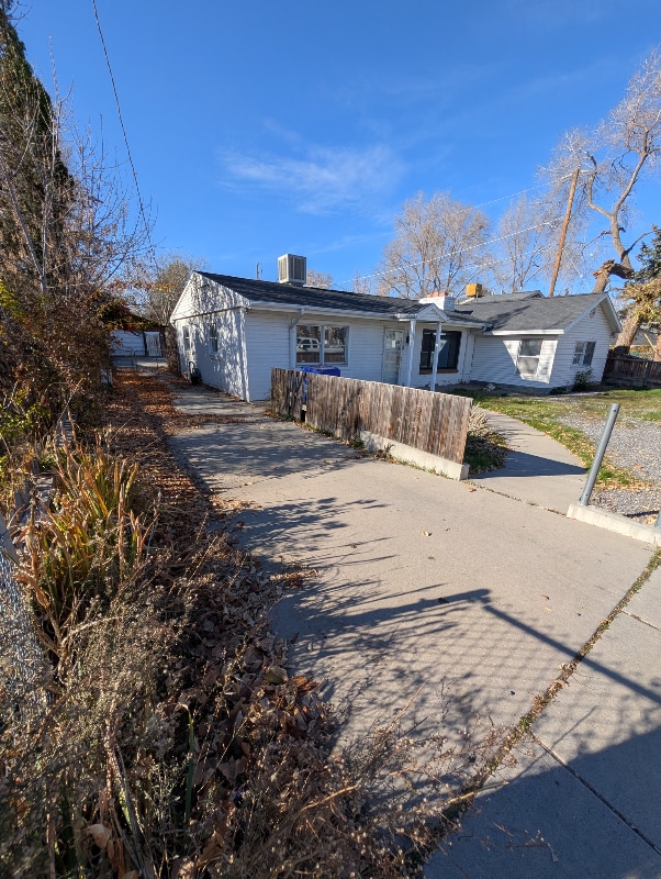 3524 S 500 E in South Salt Lake, UT - Foto de edificio - Building Photo