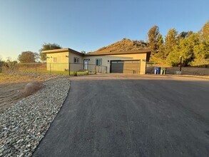 10966 Fillbrook Dr in Lakeside, CA - Building Photo - Building Photo