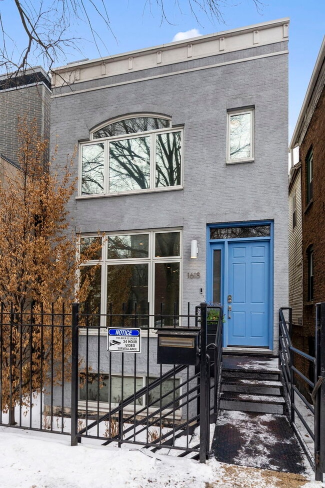 property at 1618 W Pierce Ave