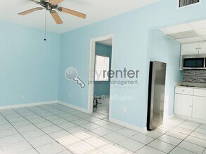 740 NE 130th St in North Miami, FL - Building Photo - Building Photo