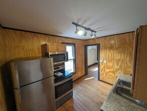 3 Dean Pl in Poughkeepsie, NY - Foto de edificio - Building Photo