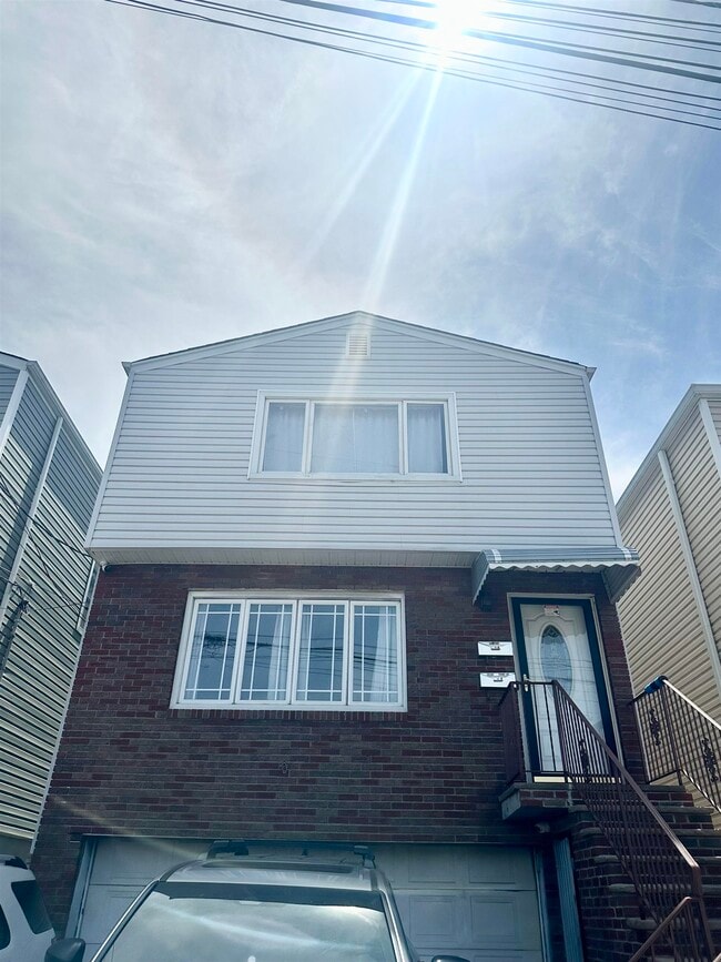 property at 5706 Broadway