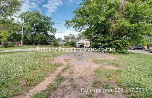 property at 3123 S Gaines St