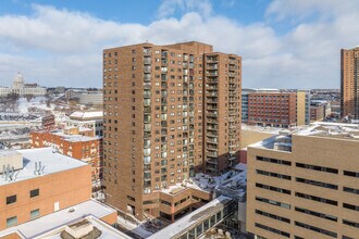 Gallery Tower in St. Paul, MN - Building Photo - Building Photo